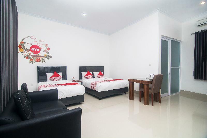 Hotel Oyo 284 Wisma Jip 2*